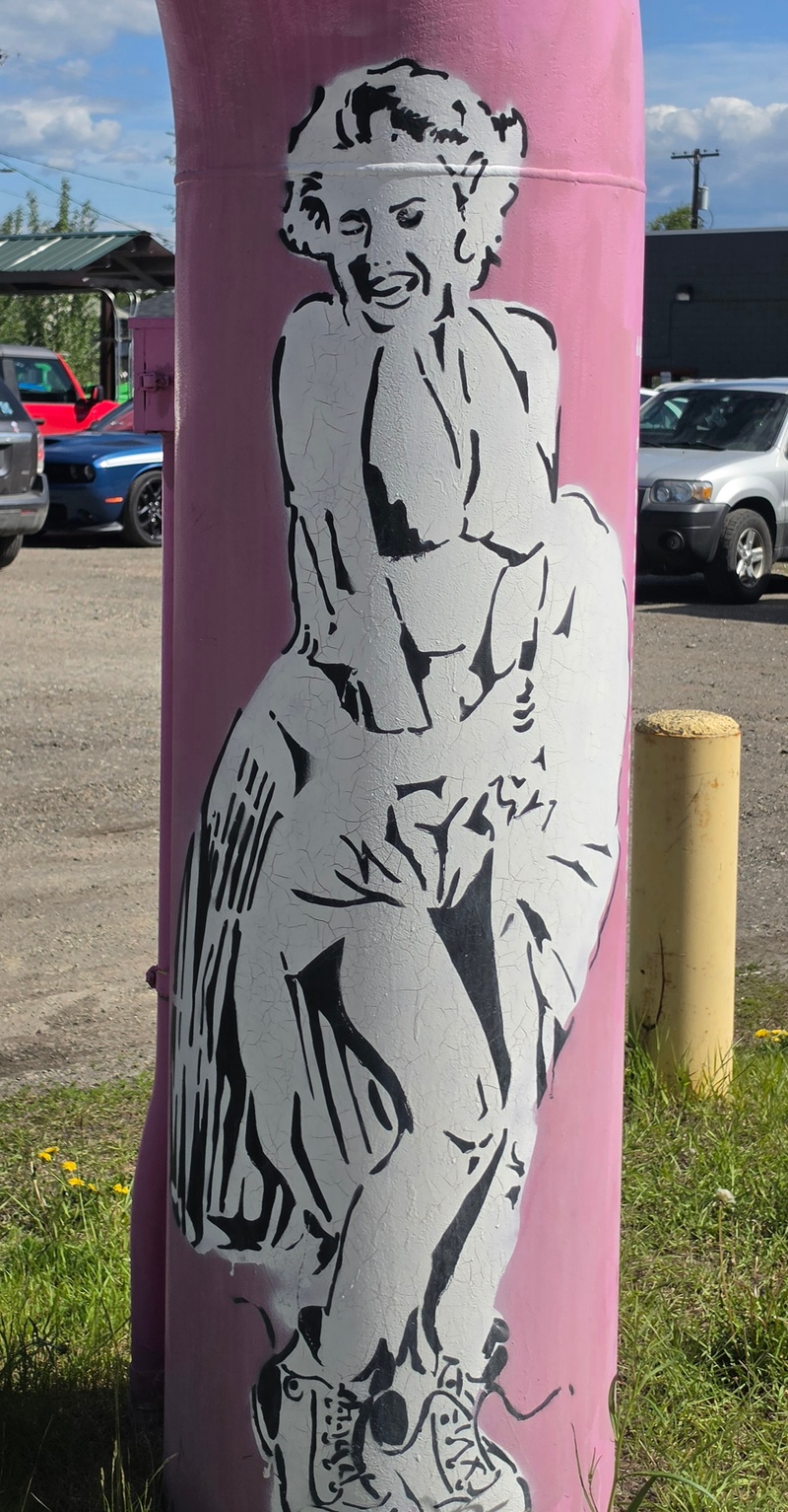 mural in Fairbanks by artist unknown.