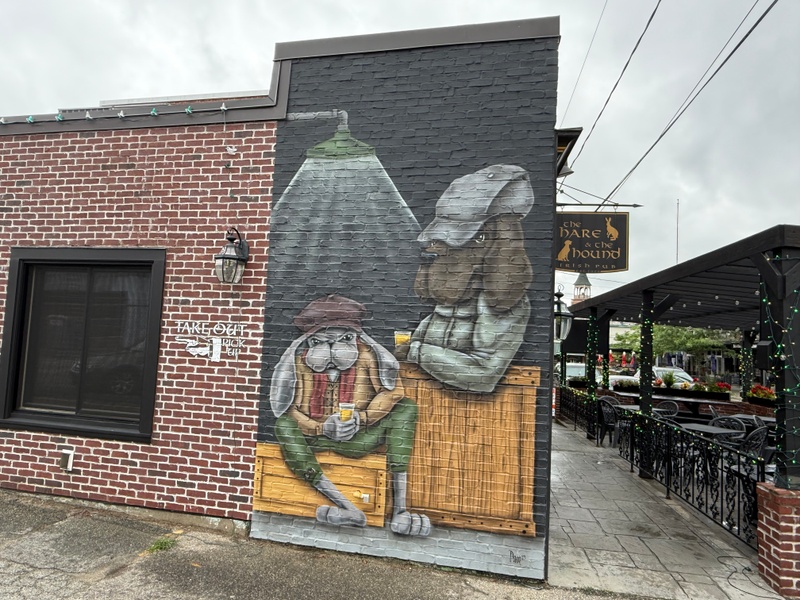 mural in Putnam by artist unknown.