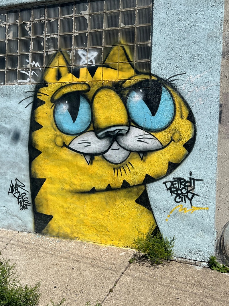 mural in Detroit by artist Slaven Lunar.