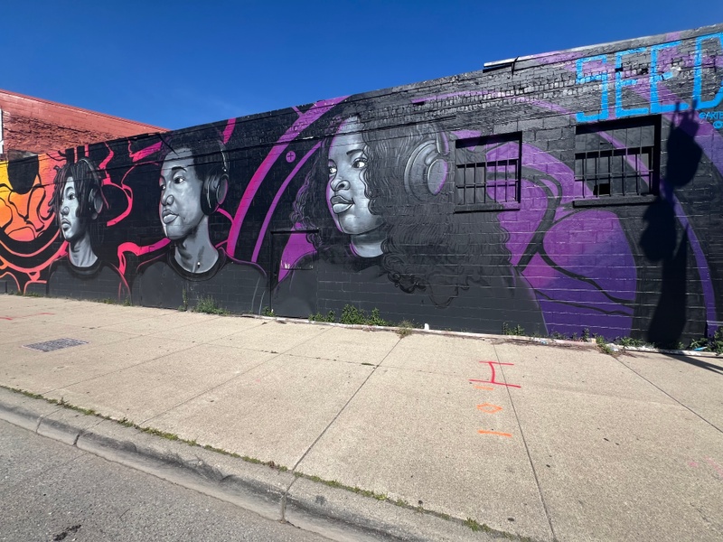 mural in Detroit by artist Phillip Simpson.