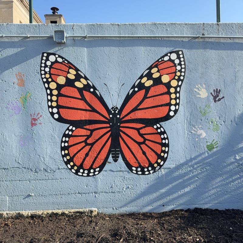 mural in Georgetown by artist unknown.