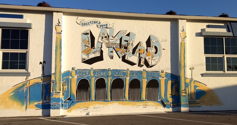 mural in  by artist unknown.