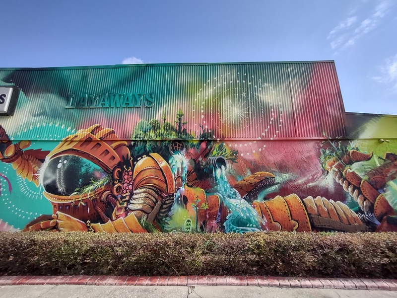 mural in  by artist unknown.