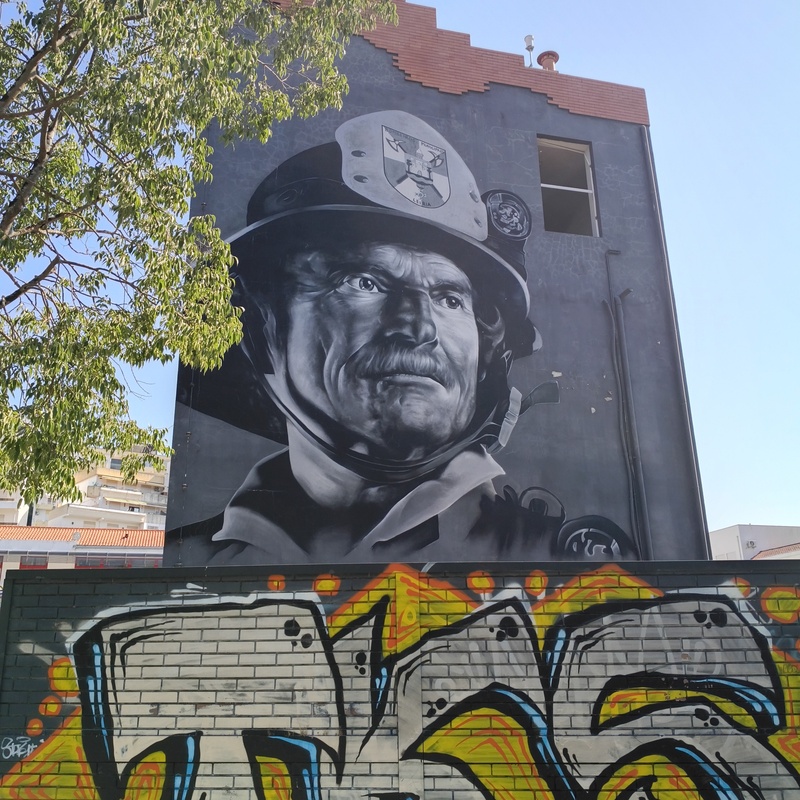 mural in Leiria by artist unknown.