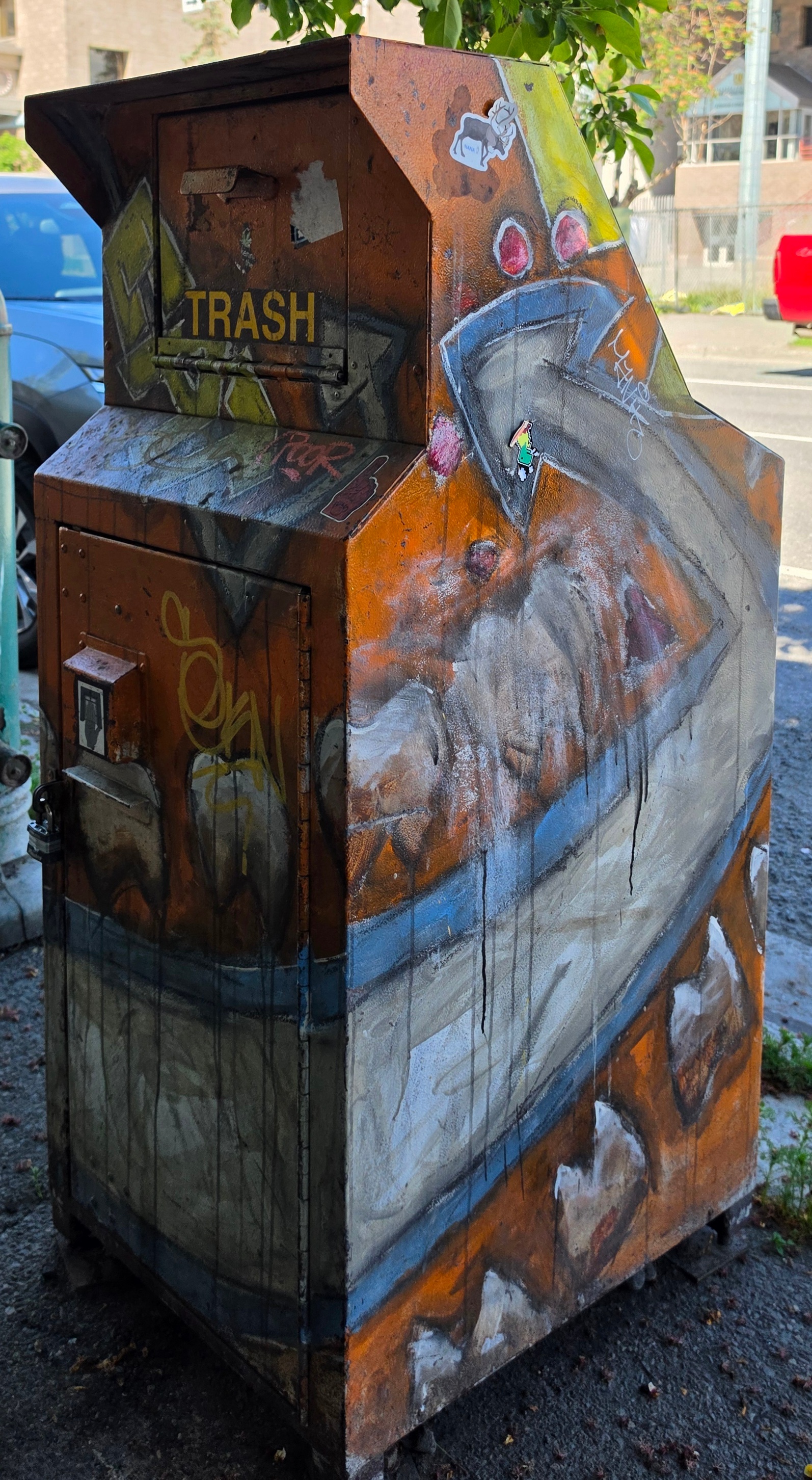 mural in Anchorage by artist unknown.