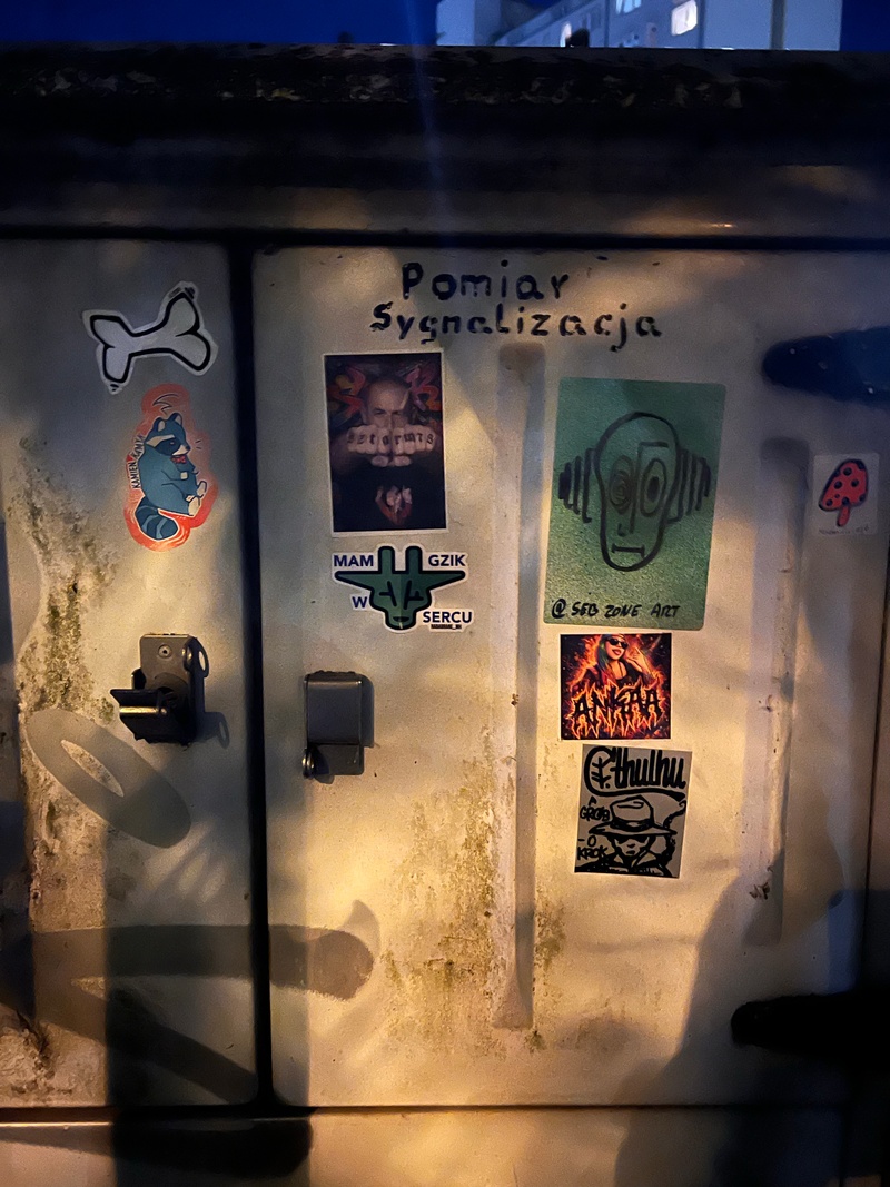 mural in Inowroc艂aw by artist unknown.