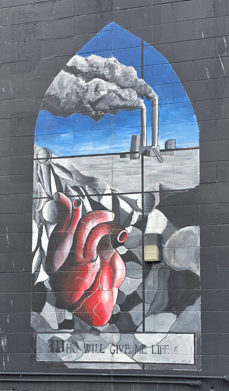 mural in Anchorage by artist unknown.
