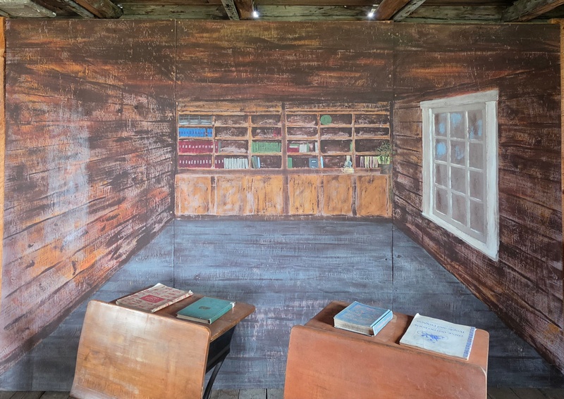 mural in Kenai by artist unknown.
