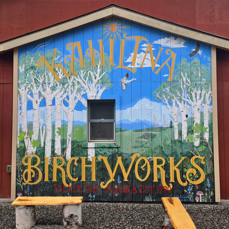 mural in Talkeetna by artist unknown.