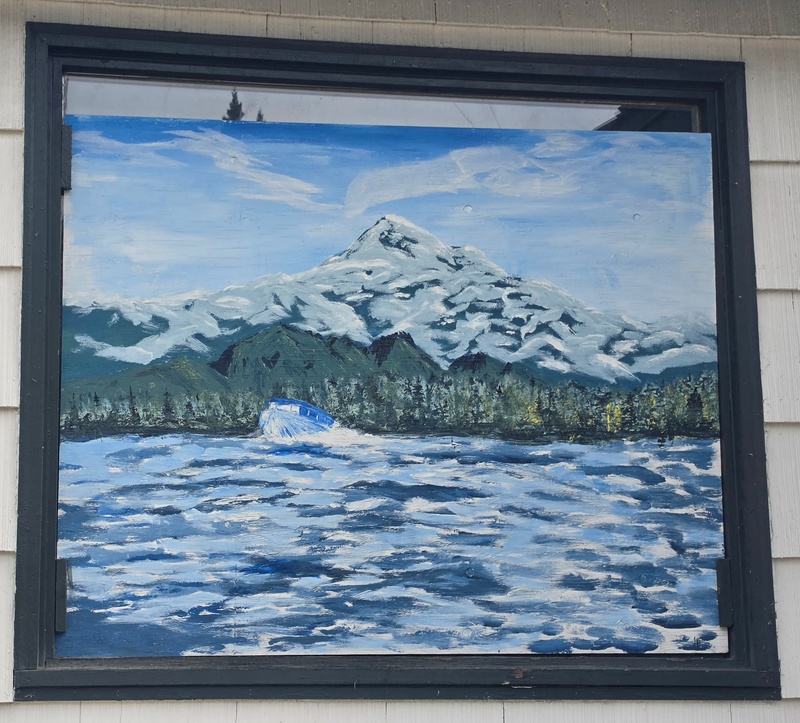 mural in Talkeetna by artist unknown.