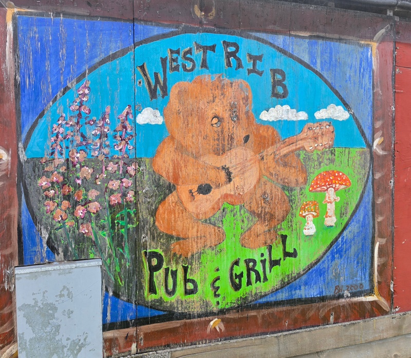 mural in Talkeetna by artist unknown.