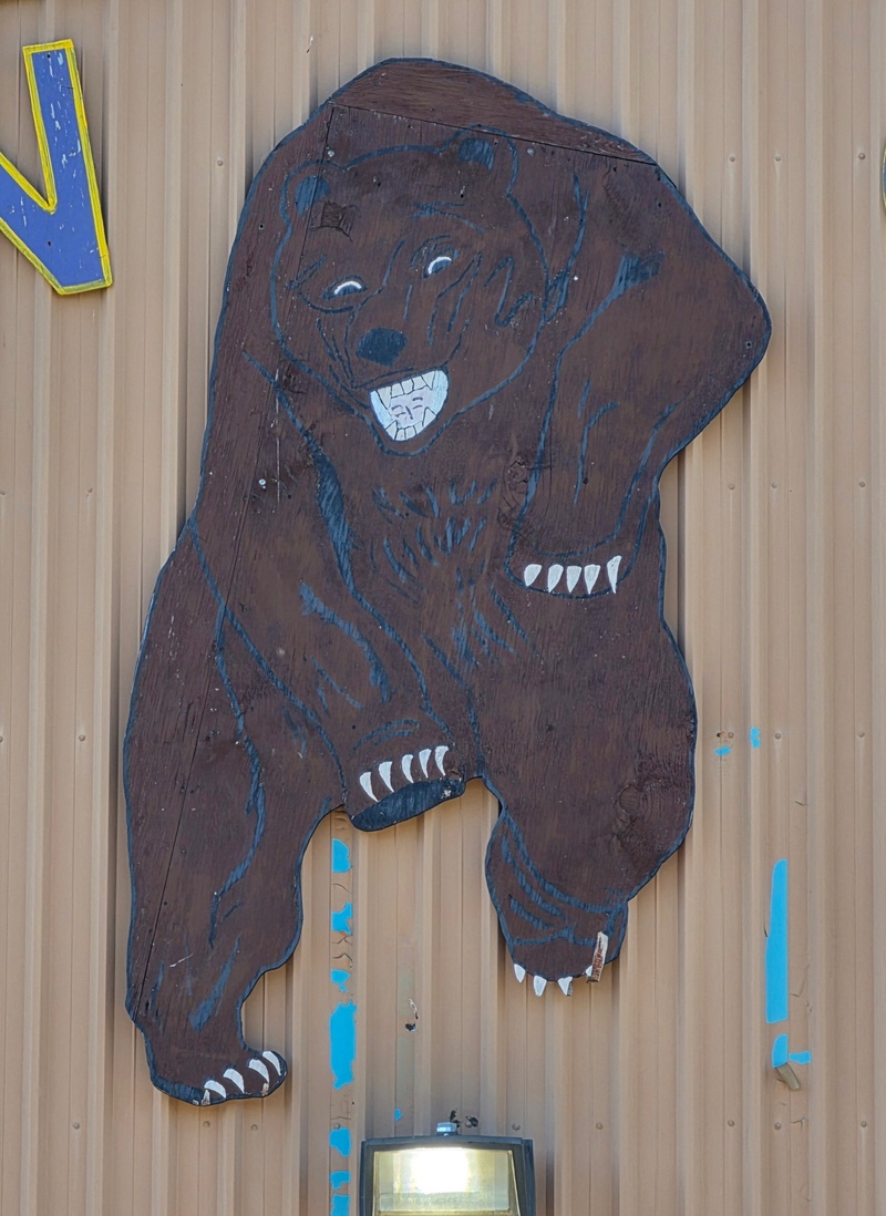 mural in Anderson by artist unknown.