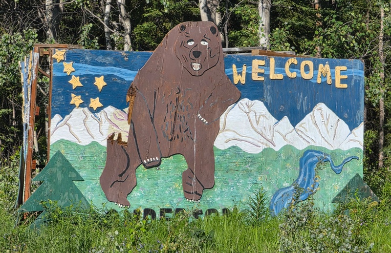 mural in Anderson by artist unknown.