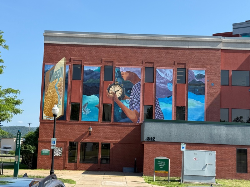 mural in Olean by artist unknown.
