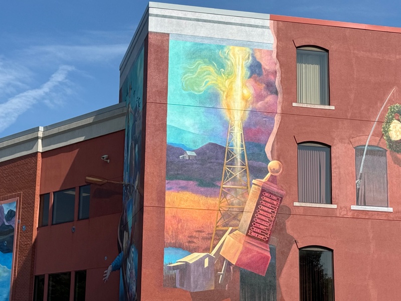 mural in Olean by artist unknown.
