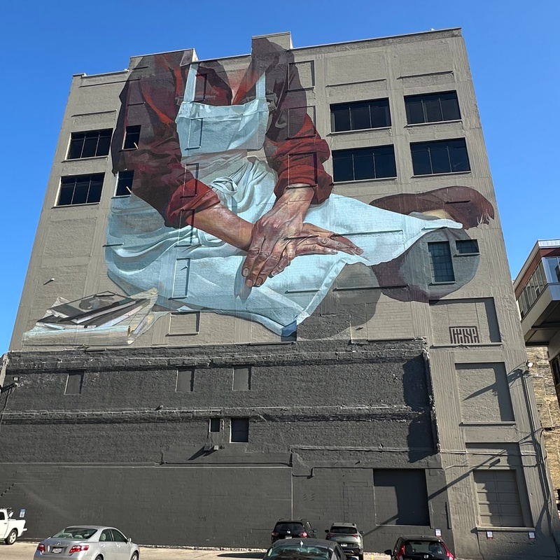 mural in Milwaukee by artist Case Maclaim.
