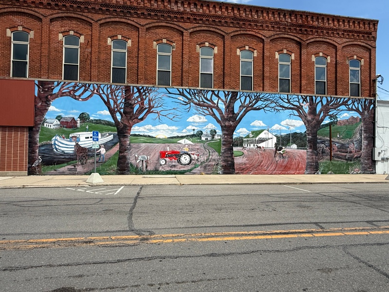 mural in Paulding by artist unknown.