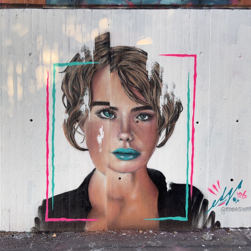 mural in Konstanz by artist Edga.