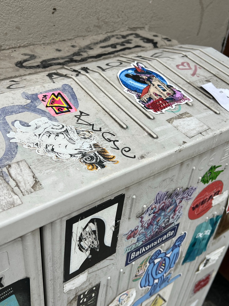 mural in Poznań by artist unknown.