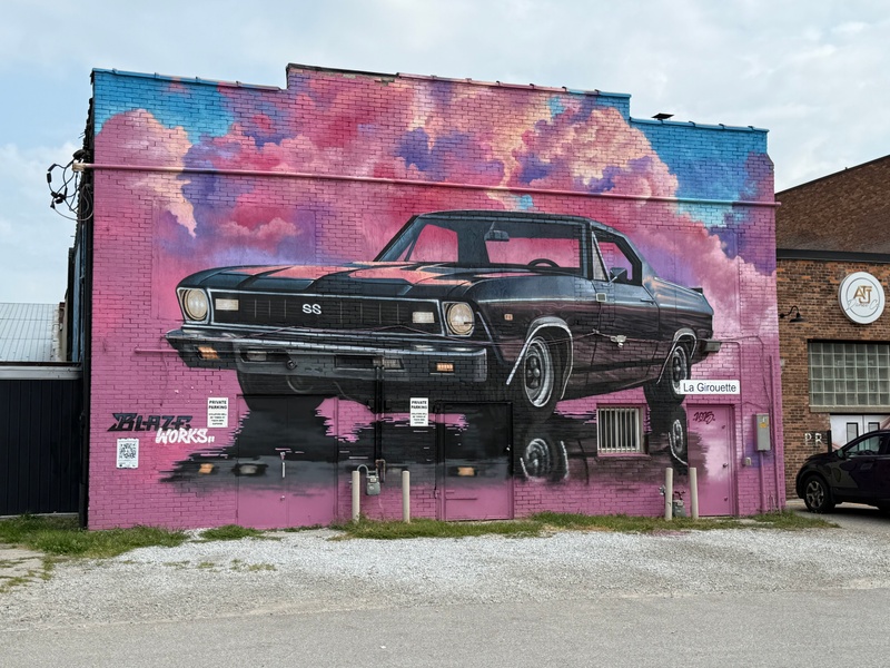 mural in Chatham-Kent by artist unknown.