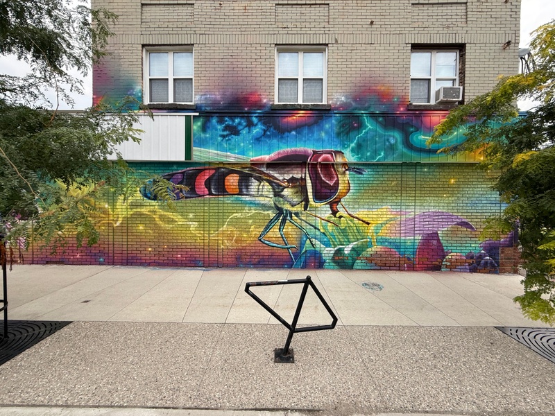 mural in London by artist unknown.
