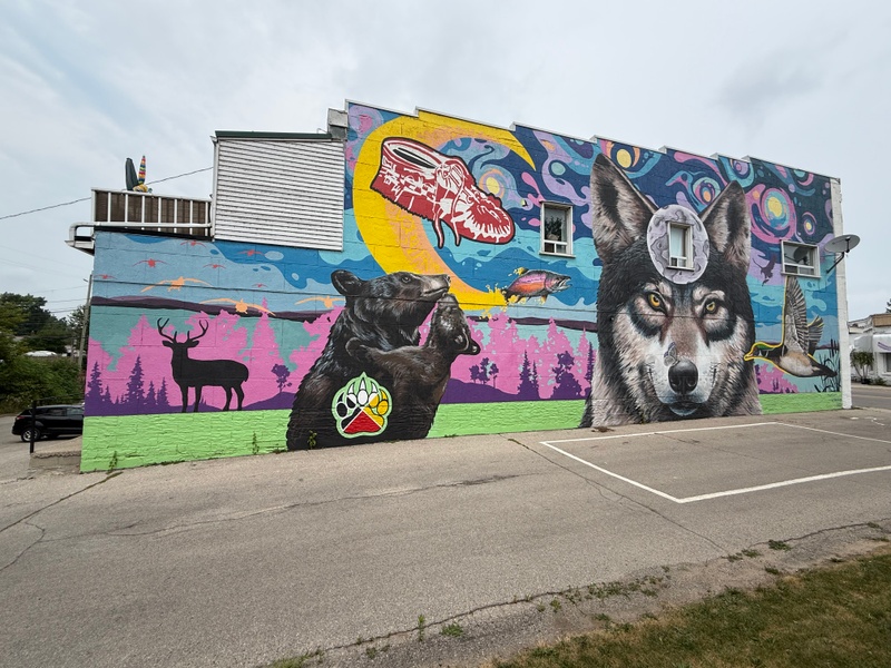 mural in Norfolk by artist unknown.