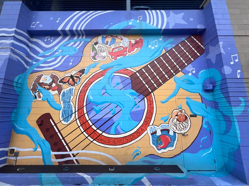 mural in Grand Rapids by artist unknown.