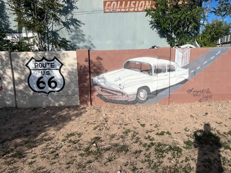 mural in Albuquerque by artist unknown.