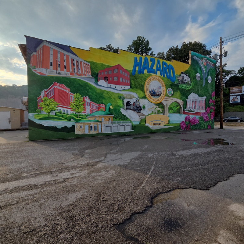 mural in Hazard by artist unknown.