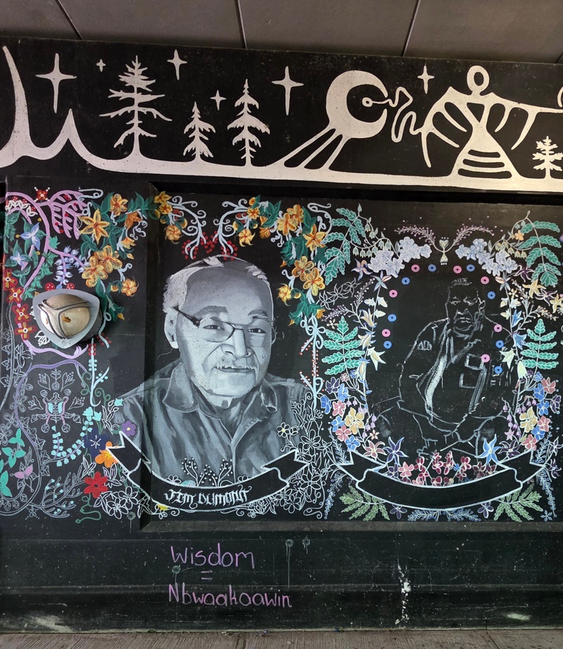 mural in Toronto by artist unknown.