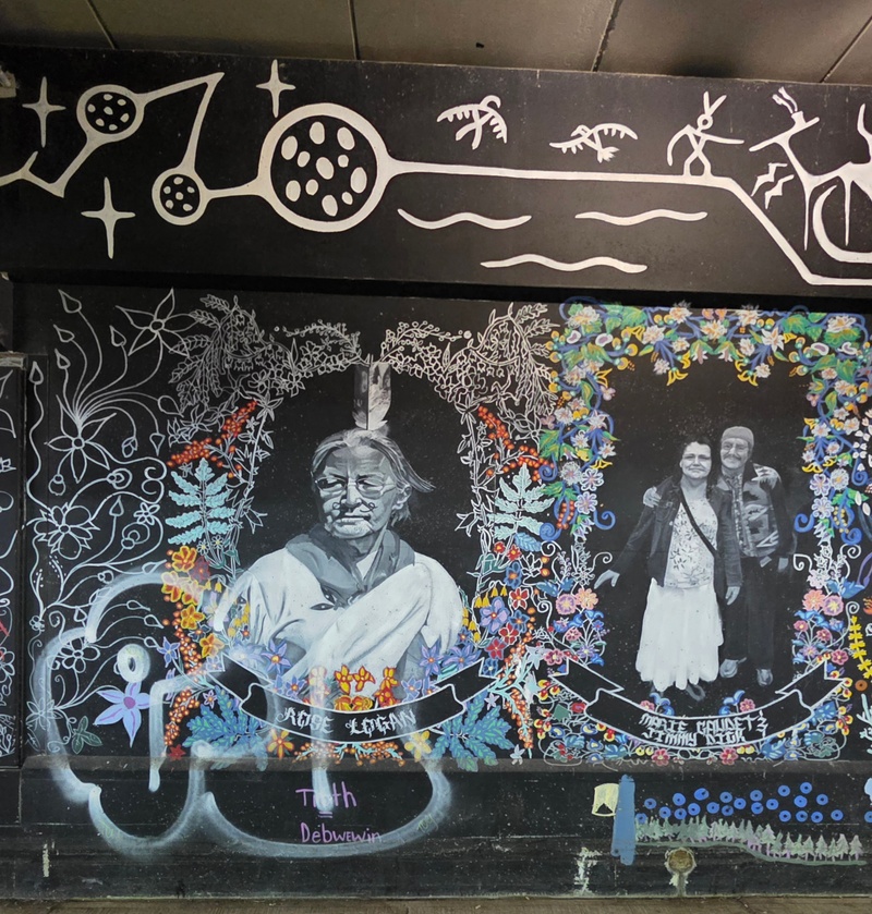 mural in Toronto by artist unknown.