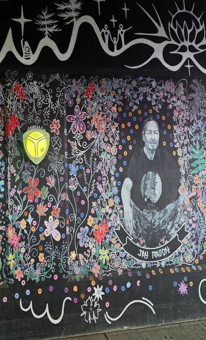 mural in Toronto by artist unknown.