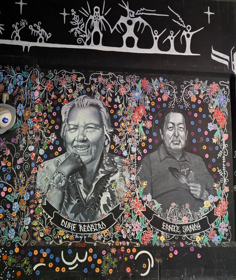 mural in Toronto by artist unknown.