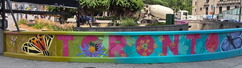 mural in Toronto by artist unknown.