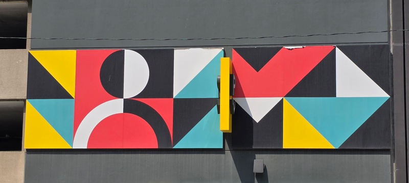 mural in Toronto by artist unknown.