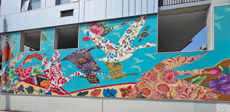 mural in Toronto by artist unknown.