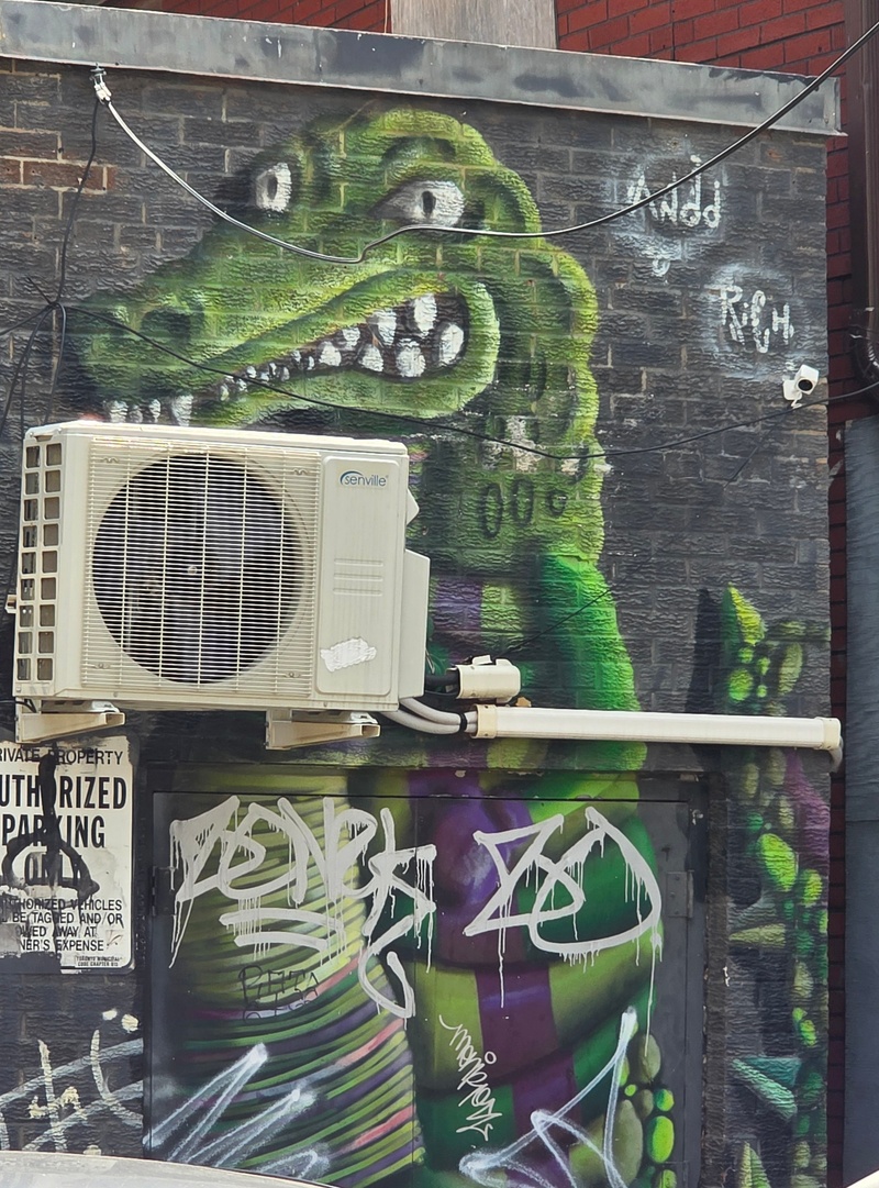 mural in Toronto by artist unknown.