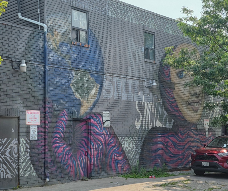 mural in Toronto by artist unknown.