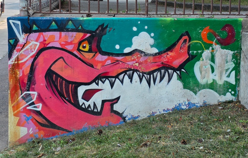 mural in Toronto by artist unknown.