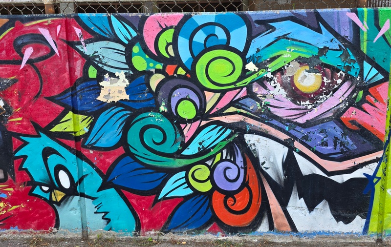 mural in Toronto by artist unknown.