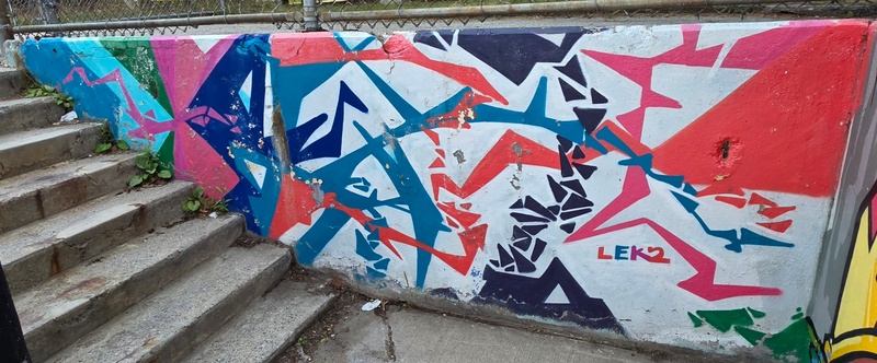 mural in Toronto by artist unknown.