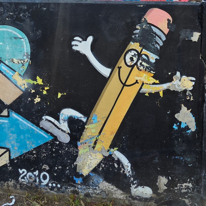 mural in Toronto by artist unknown.