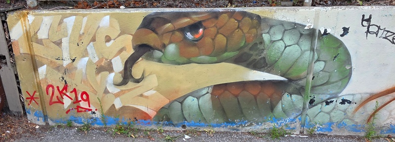 mural in Toronto by artist unknown.