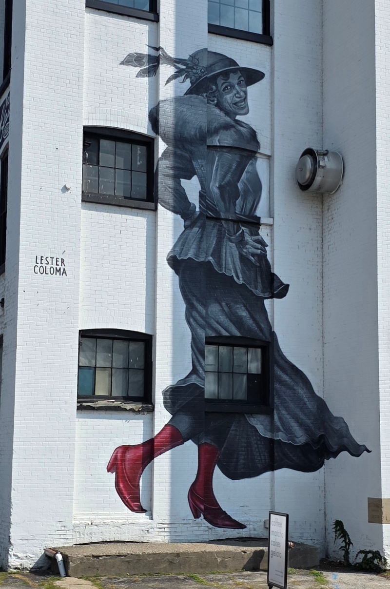 mural in Cambridge by artist unknown.