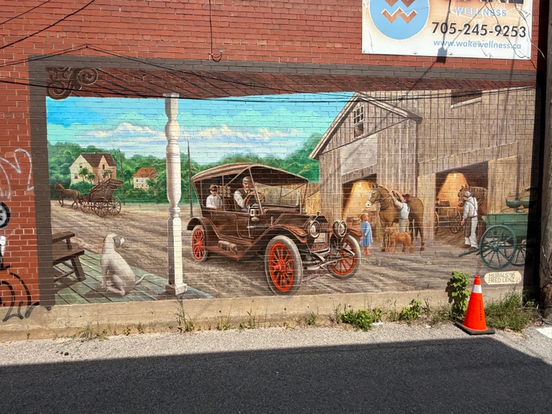 mural in Midland by artist unknown.
