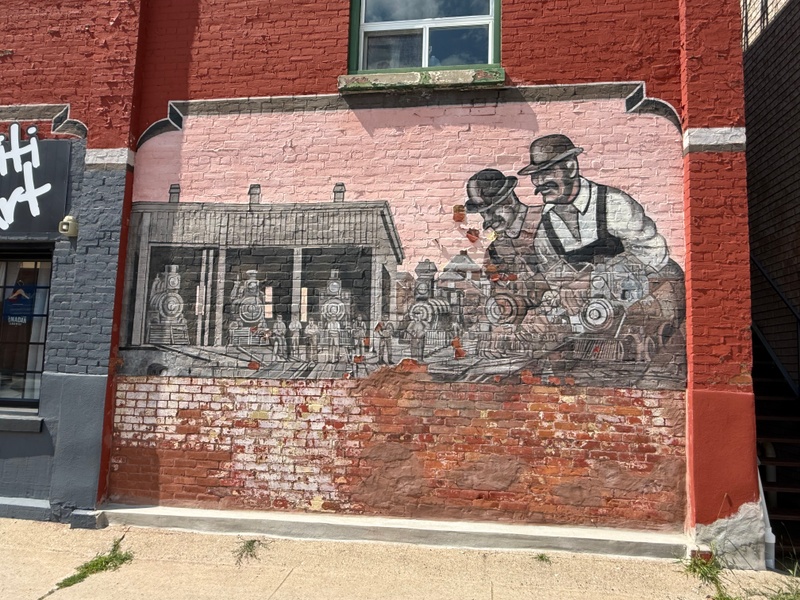 mural in Midland by artist unknown.