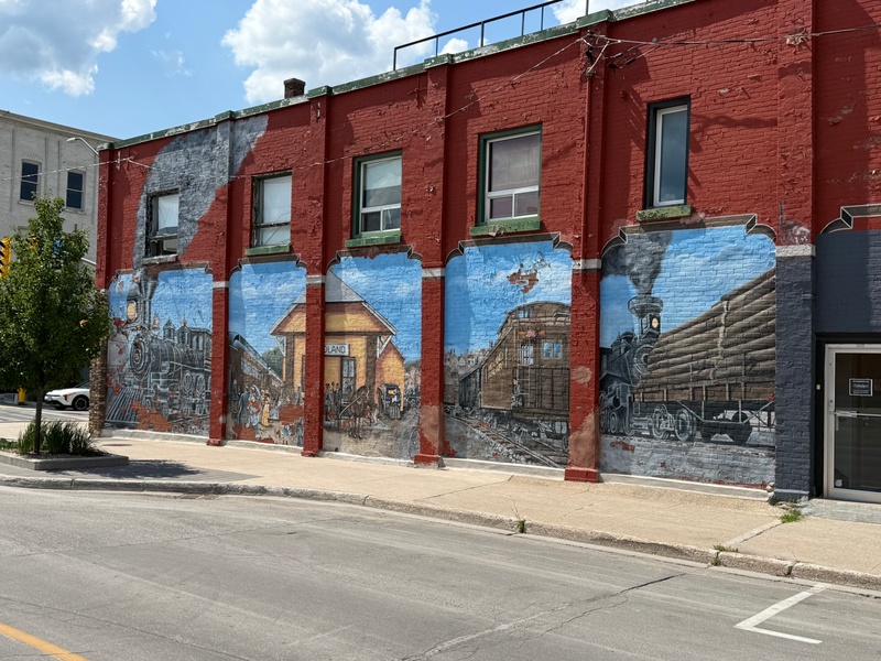 mural in Midland by artist unknown.