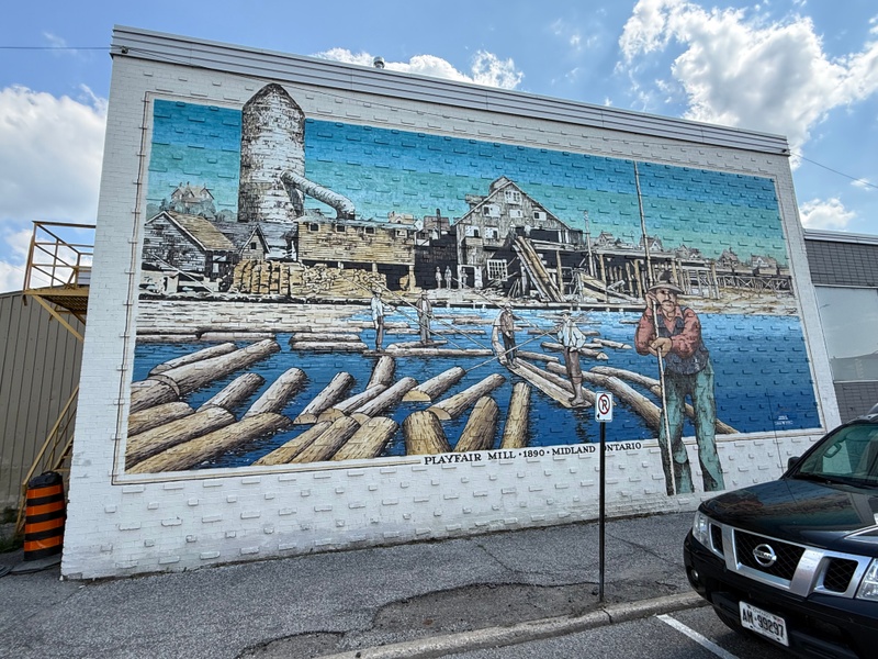 mural in Midland by artist unknown.
