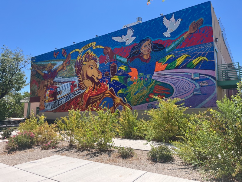 mural in Albuquerque by artist unknown.