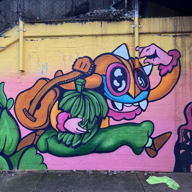 mural in Chicago by artist unknown.